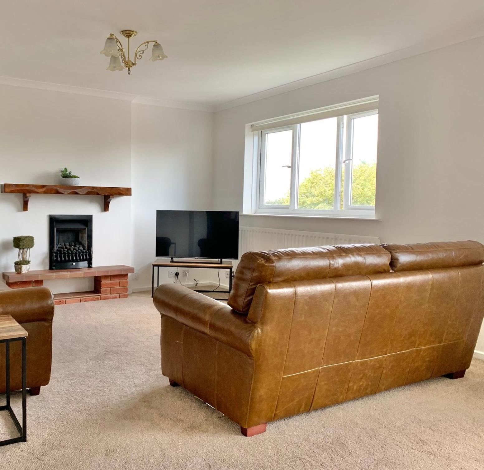 Stratford Upon Avon: 2 Bed Town Centre Apartment, Parking For One Car Εξωτερικό φωτογραφία