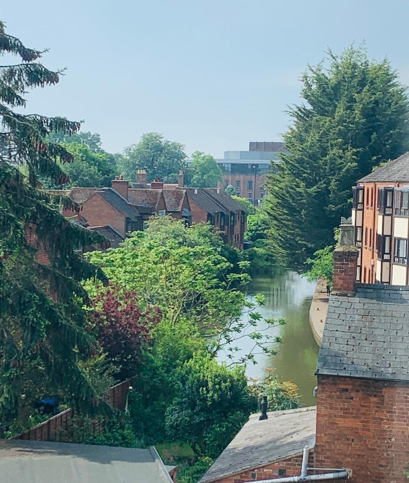 Stratford Upon Avon: 2 Bed Town Centre Apartment, Parking For One Car Εξωτερικό φωτογραφία